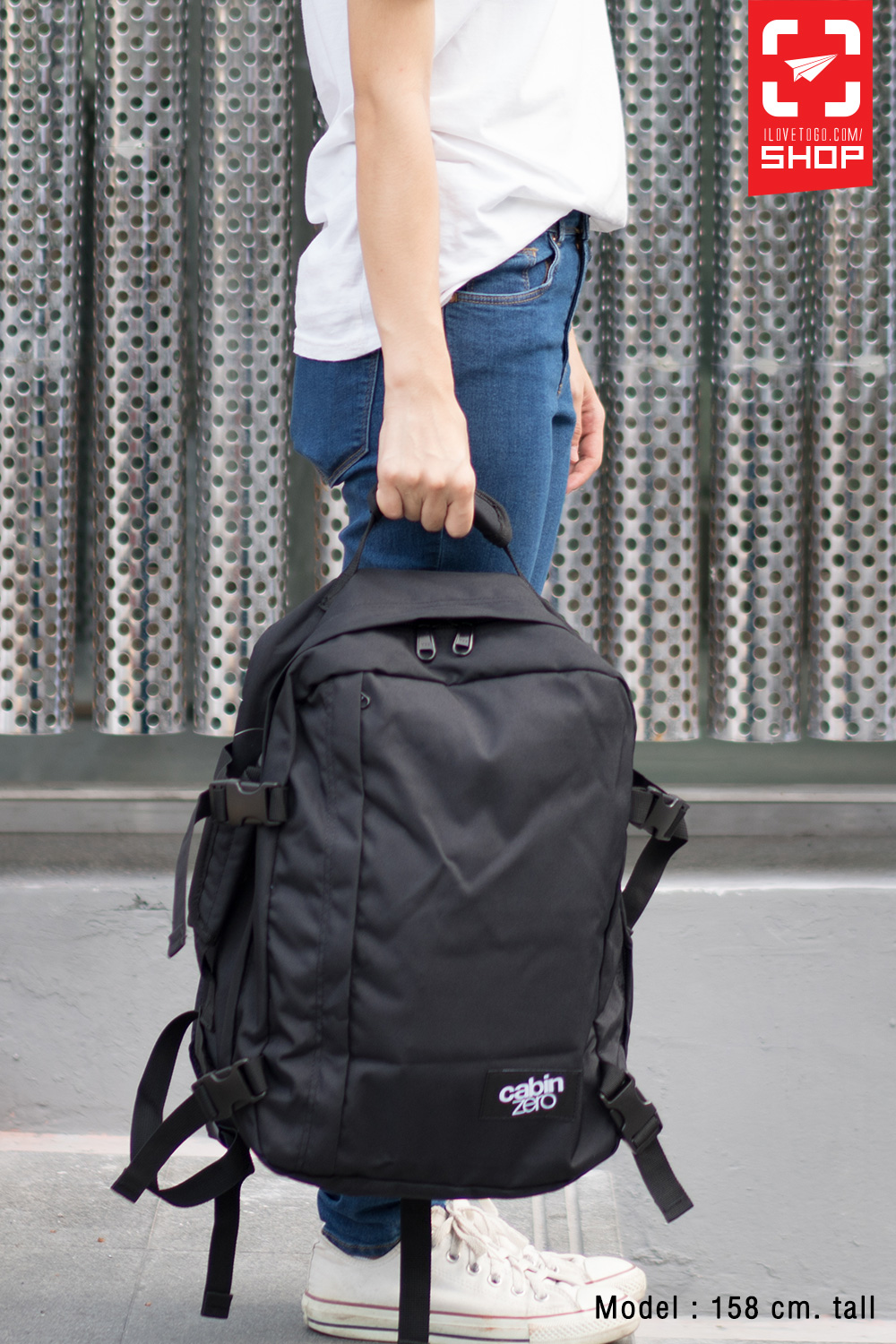 CabinZero Classic Black 28L